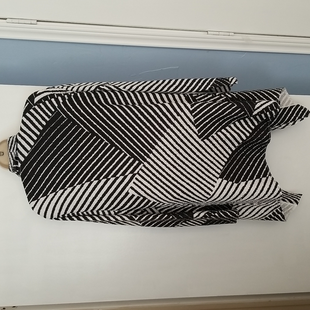 Chico's Travelers Black & White Jacket Size L/12 (Chico's 2) - Picture 4 of 9